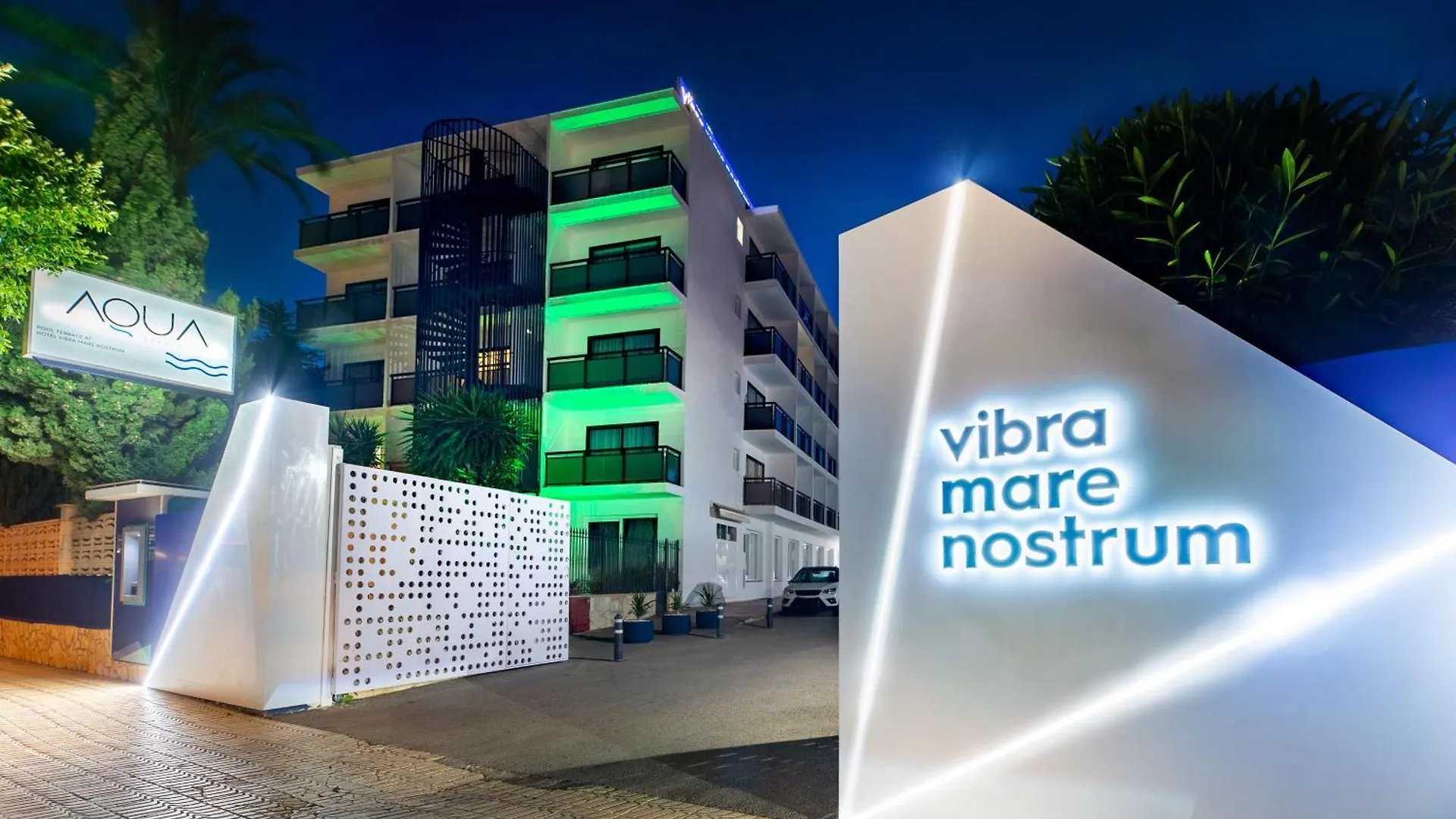 Hotel Vibra Mare Nostrum Playa d'en Bossa 3*,
