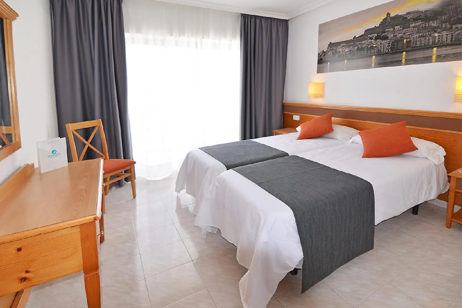 Hotel Vibra Mare Nostrum Playa d'en Bossa Spanyolország